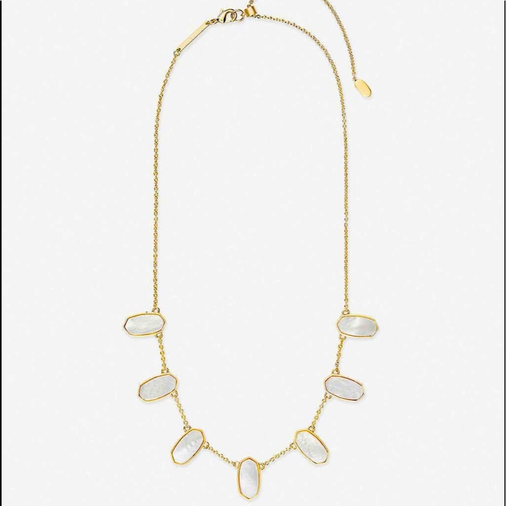 Kendra Scott Meadow Necklace- Mother of Pearl